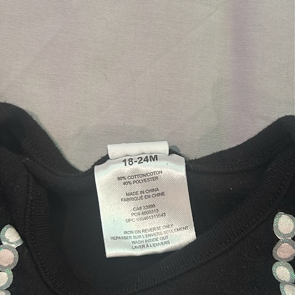 Disney - LIKE NEW Short sleeve Minnie Mouse onesie top/shirt. Size 18-24 months - Picture 2 of 3